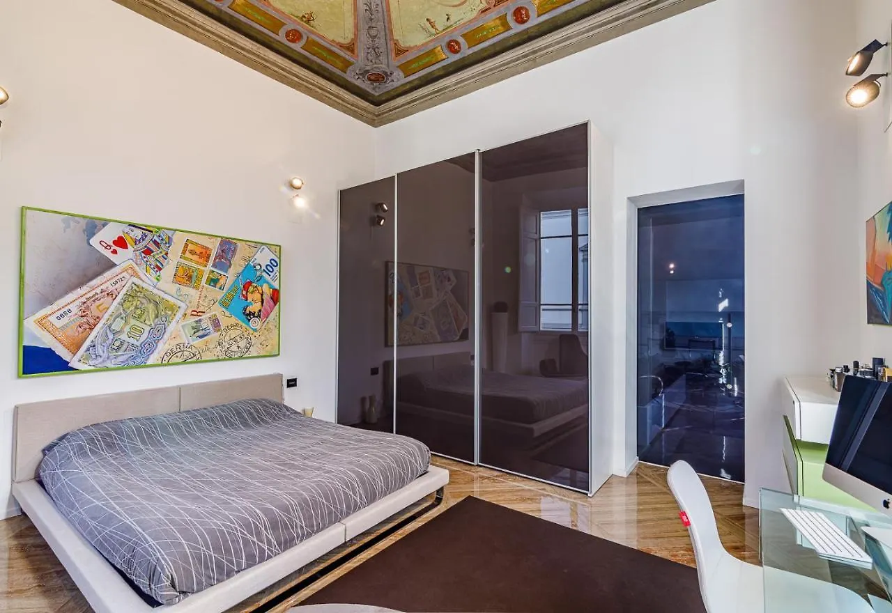 The House Of The Prime Minister Crispi Apartment Florence
